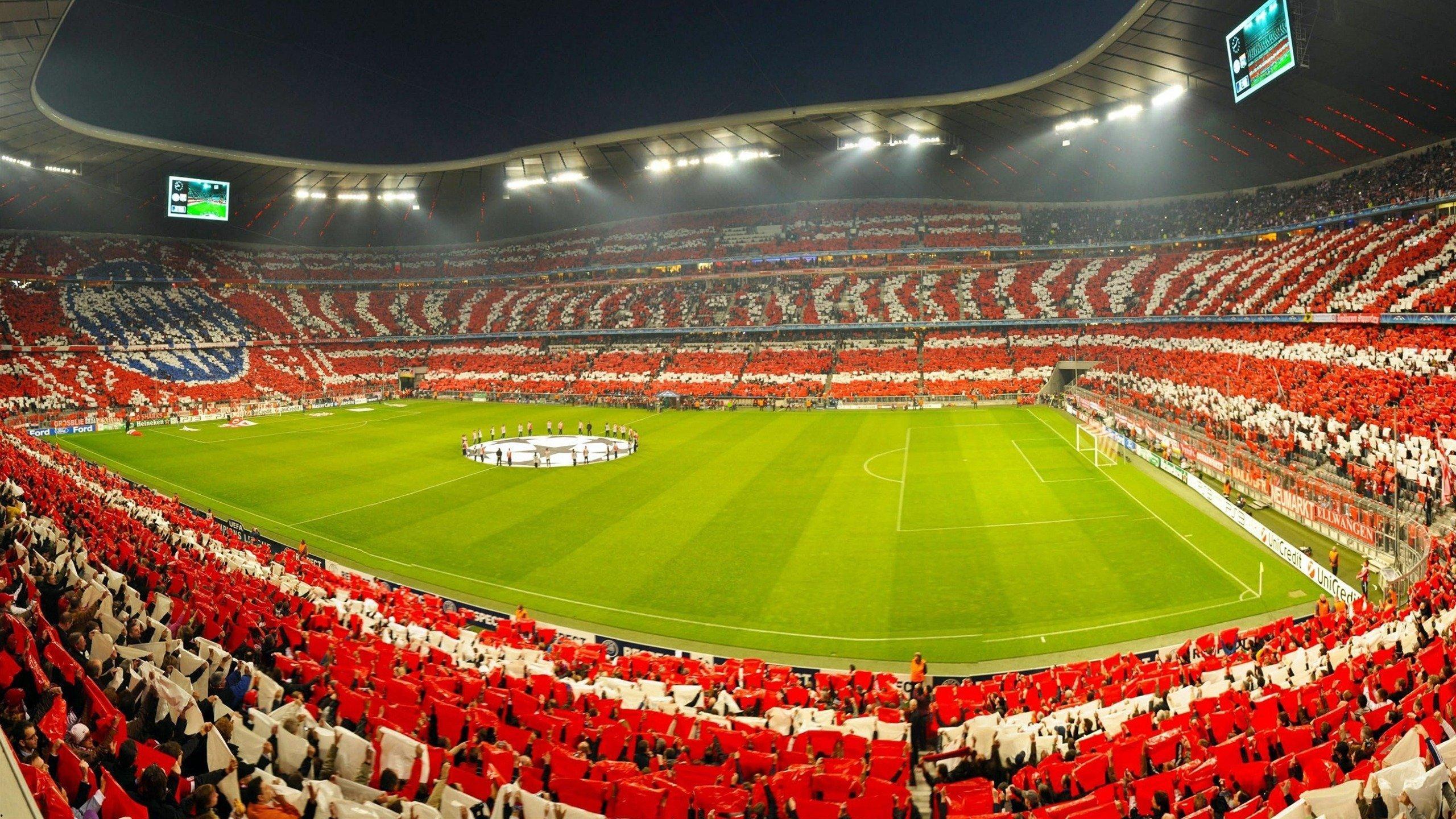 热爱永存，中国球迷的真情时刻震撼人心