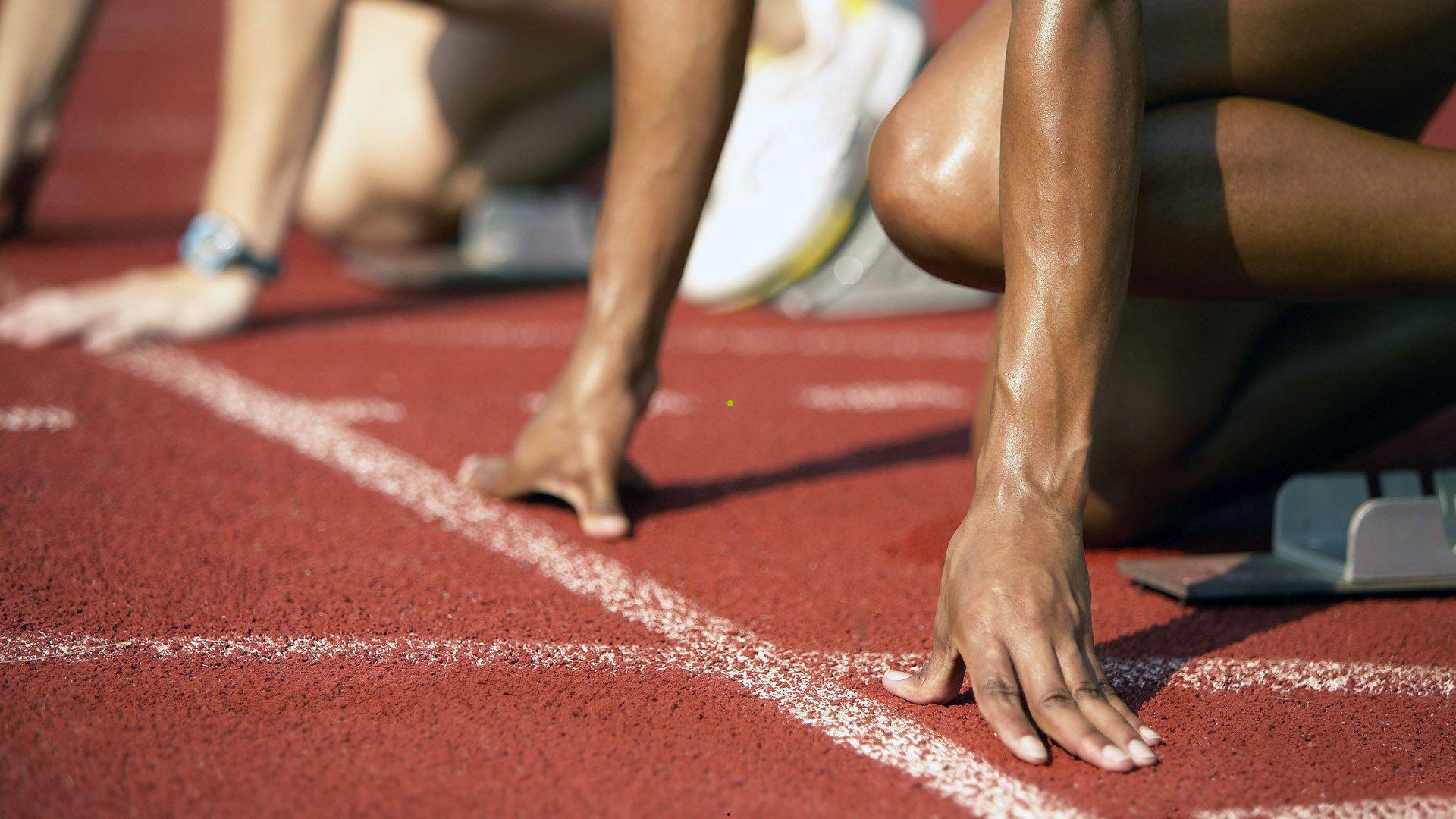 LPL前三月最佳阵容揭晓，新秀五人同队缔造历史奇迹