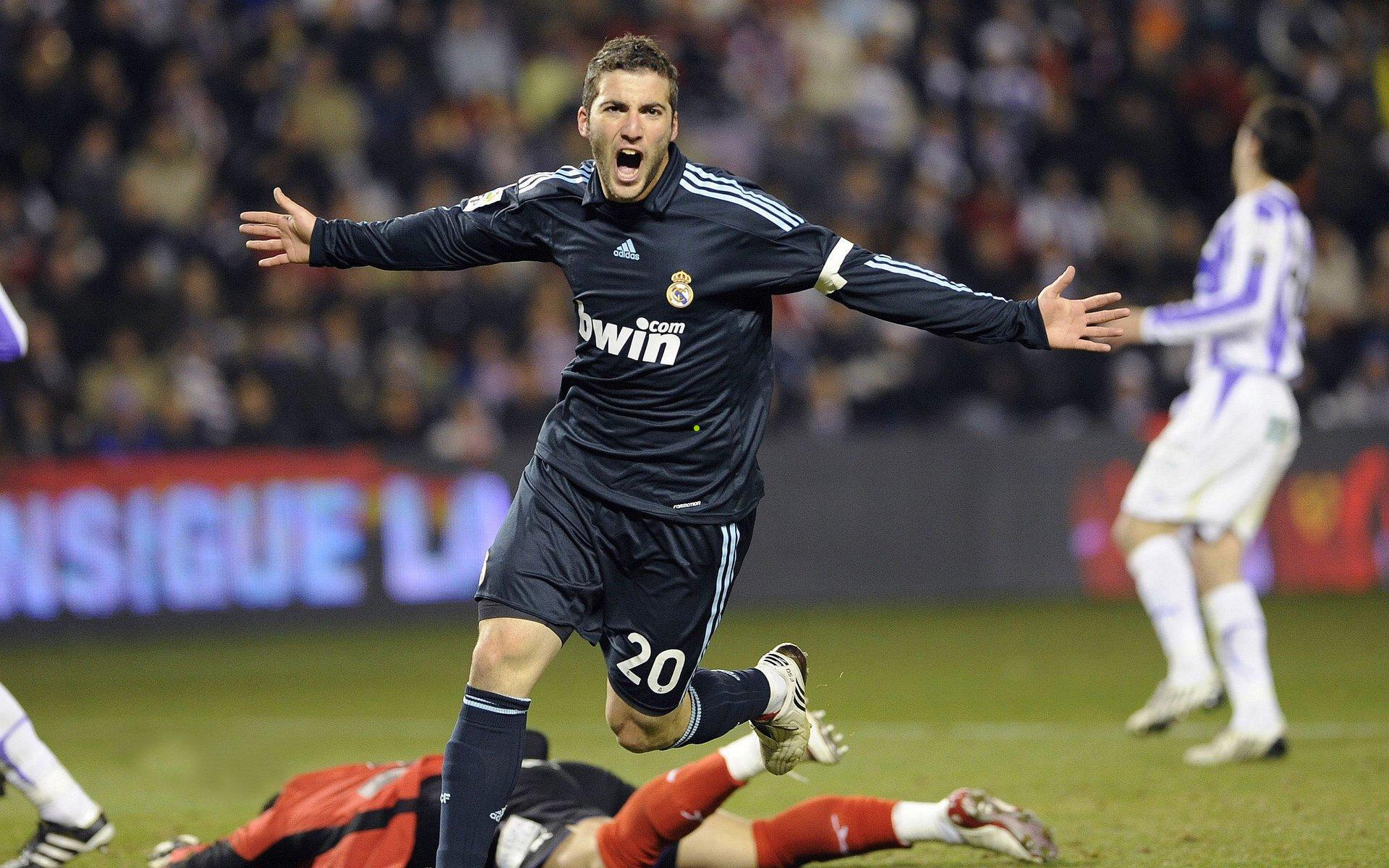 朱建荣近3场轰4球跃居申花核心 射手榜第三刷新个人生涯纪录